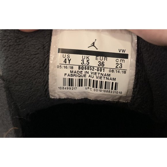 Nike Air Jordan Retro 12 XII GS Winterized Winter BQ6852-001 Size 4Y / 5.5Women - Picture 10 of 10